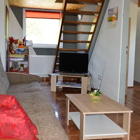 Chaty Antónia Сasa de vacaciones Hriňová