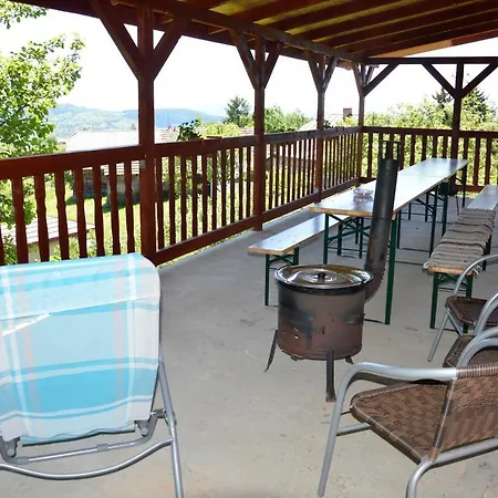 Сasa de vacaciones Chaty Antónia *